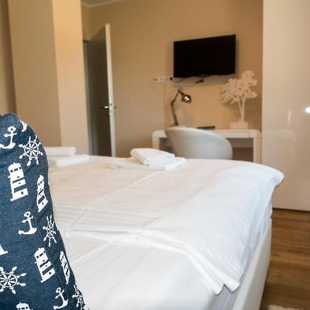 Premiumhaus Bodden Und Mehr-Brise Villa Born Luaran gambar